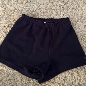 Aritzia black sweatshorts #aritzia #aritziasweats #blacksweatshorts